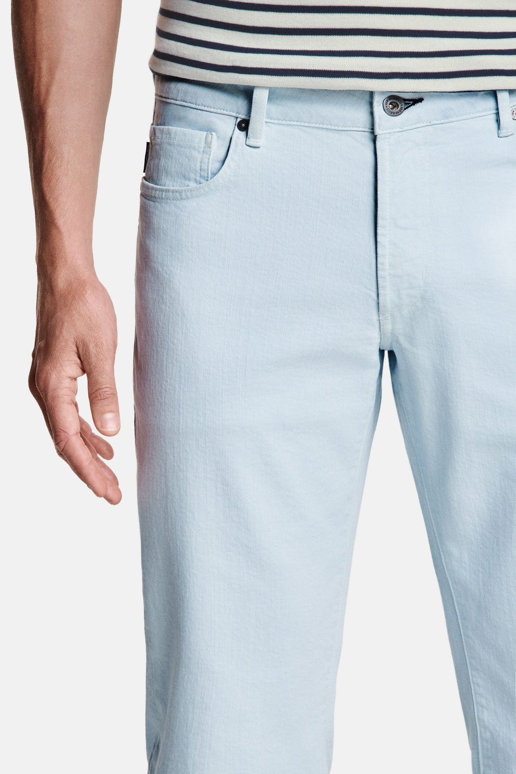 Avenues * The Five-pockets
