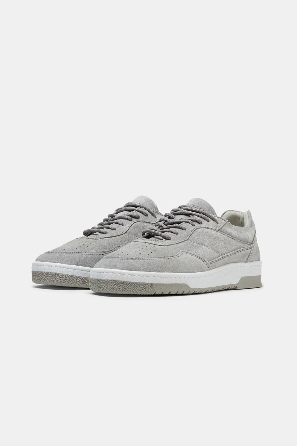 Oysters * The Suede Sneakers